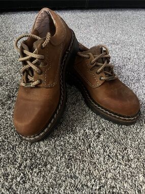 @ease by Florsheim Vintage Y2K Brown Leather Shoes Thick Soles